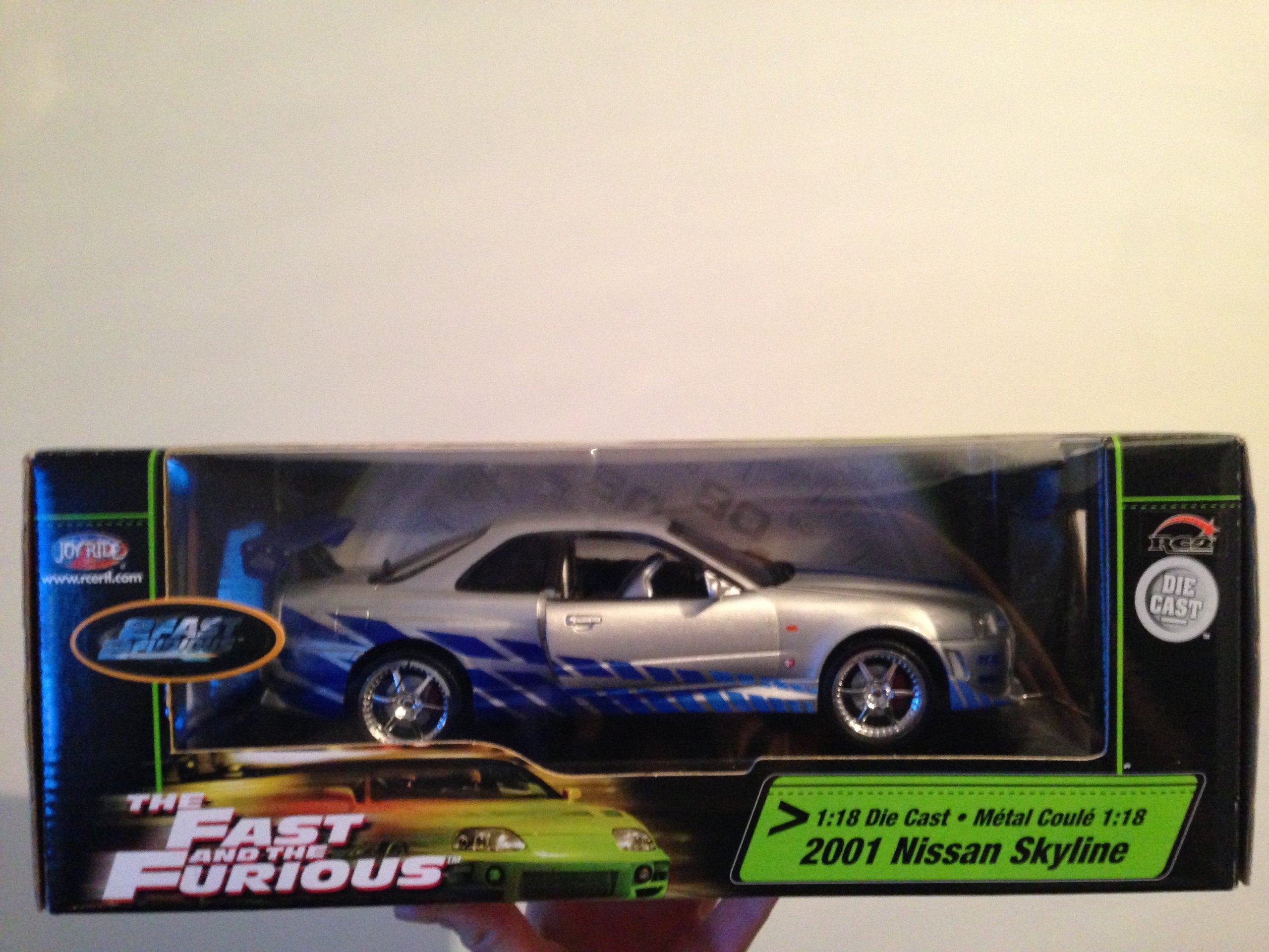 ミニカー FAST&FURIOUS 2001 NISSAN SKYLINE 1/18 00f9ab4eb313484ab338051d180ea4
